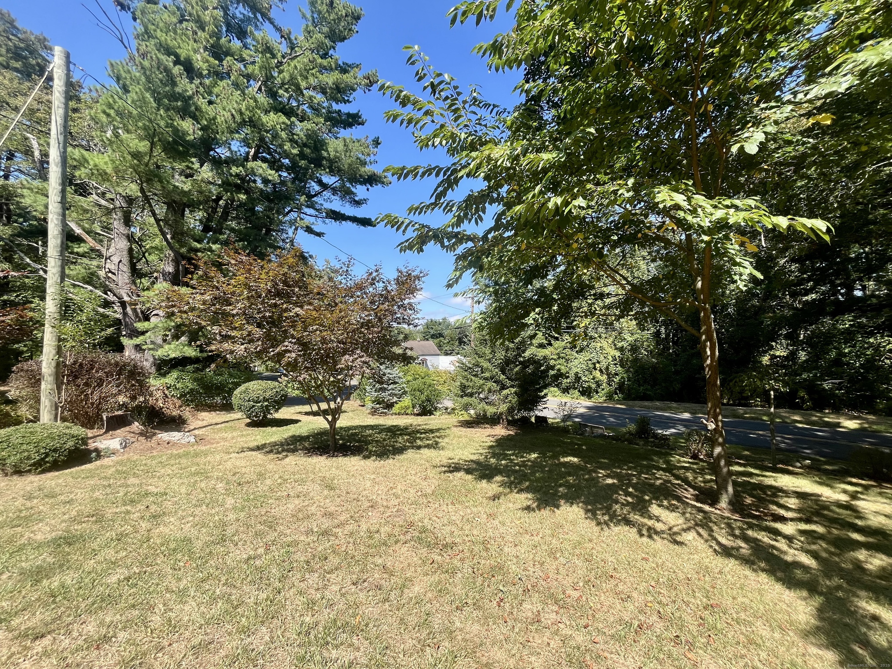 43 Fort Path Road Madison, CT 06443 - Photo 2 of 4