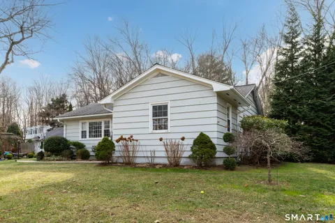 $540,000 | 43 Fort Path Road, Madison, CT 06443