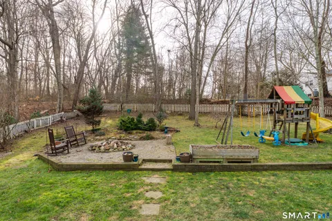 $540,000 | 43 Fort Path Road, Madison, CT 06443