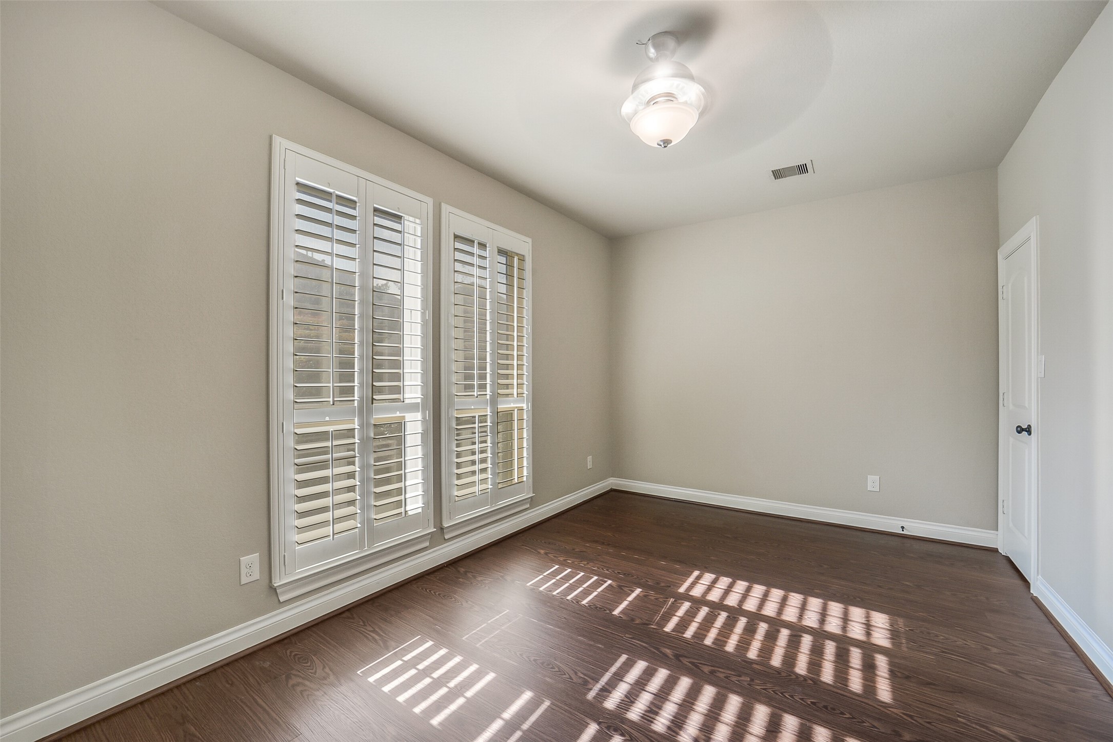 6413 Delta Crossing Court Rosenberg, TX 77471 - Photo 28 of 46 a view of an empty room with a window