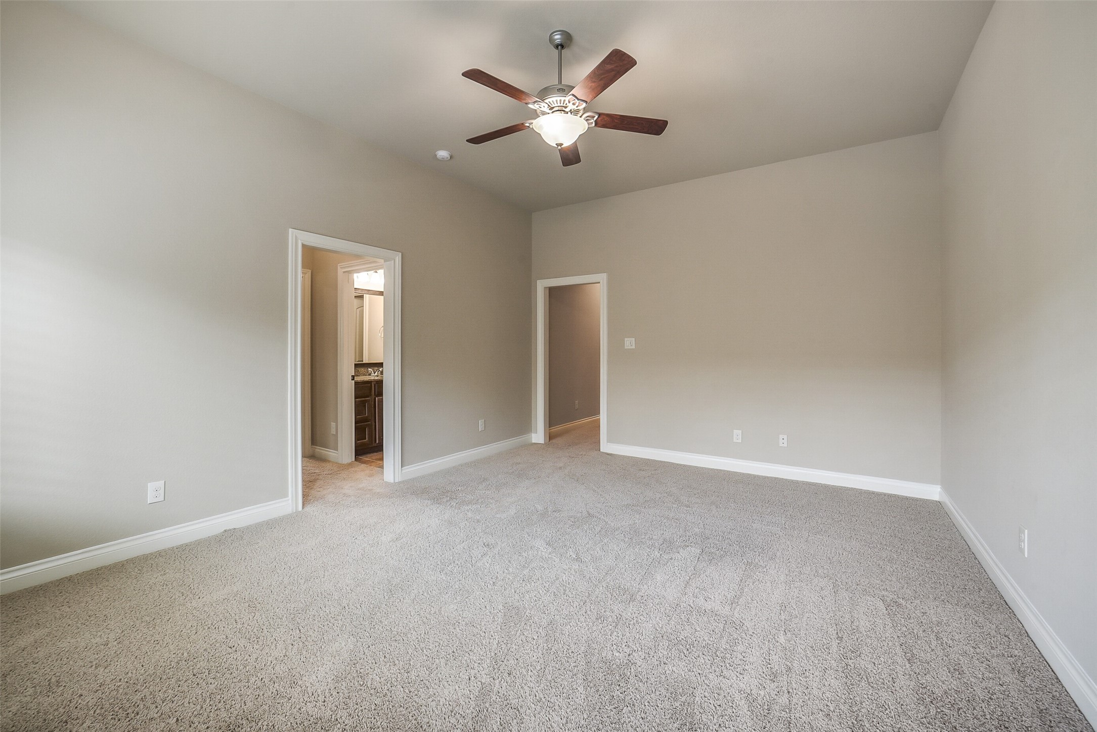 6413 Delta Crossing Court Rosenberg, TX 77471 - Photo 42 of 46 a view of an empty room