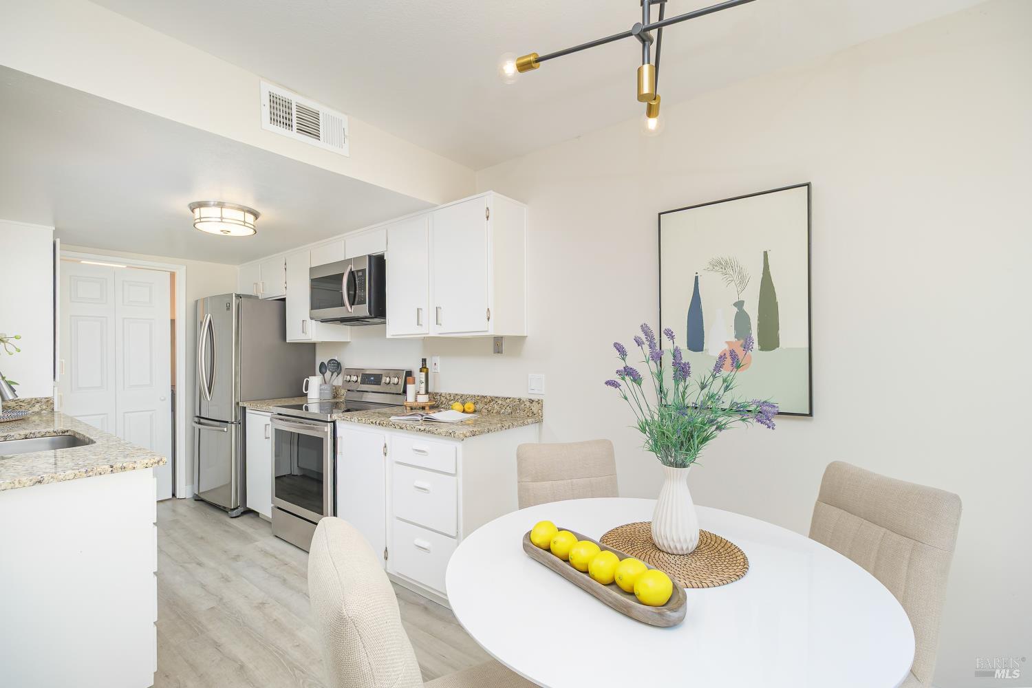 56 Dockside Circle San Rafael, CA 94903 - Photo 6 of 22