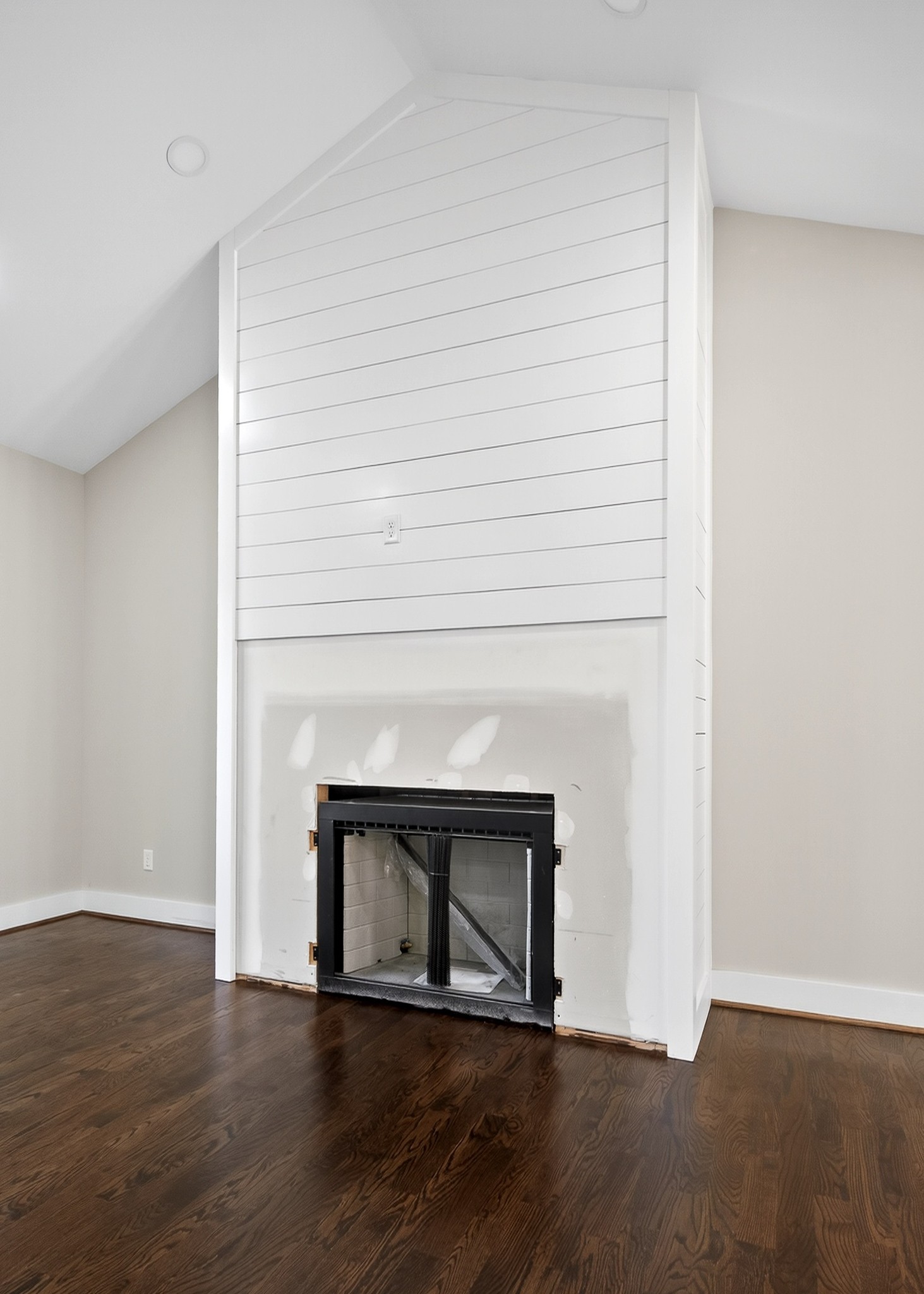 2 Browder Point Monterey, TN 38574 - Photo 18 of 51 a view of a livingroom with wooden floor and a fireplace