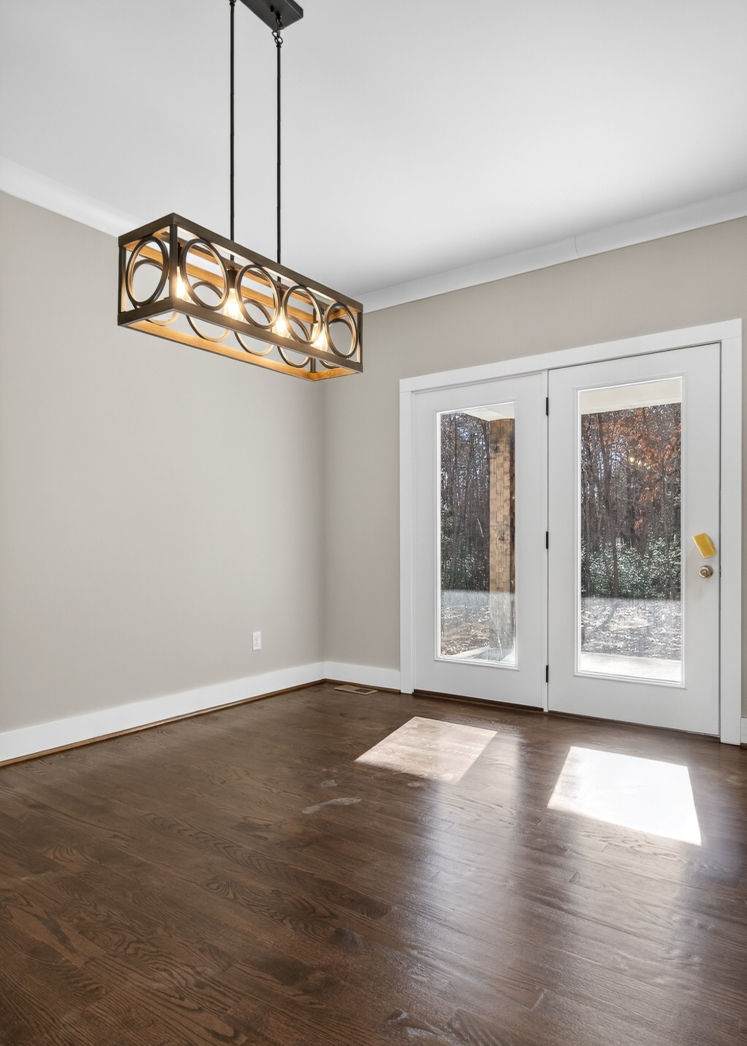 2 Browder Point Monterey, TN 38574 - Photo 20 of 51 a view of a room with wooden floor chandelier and windows
