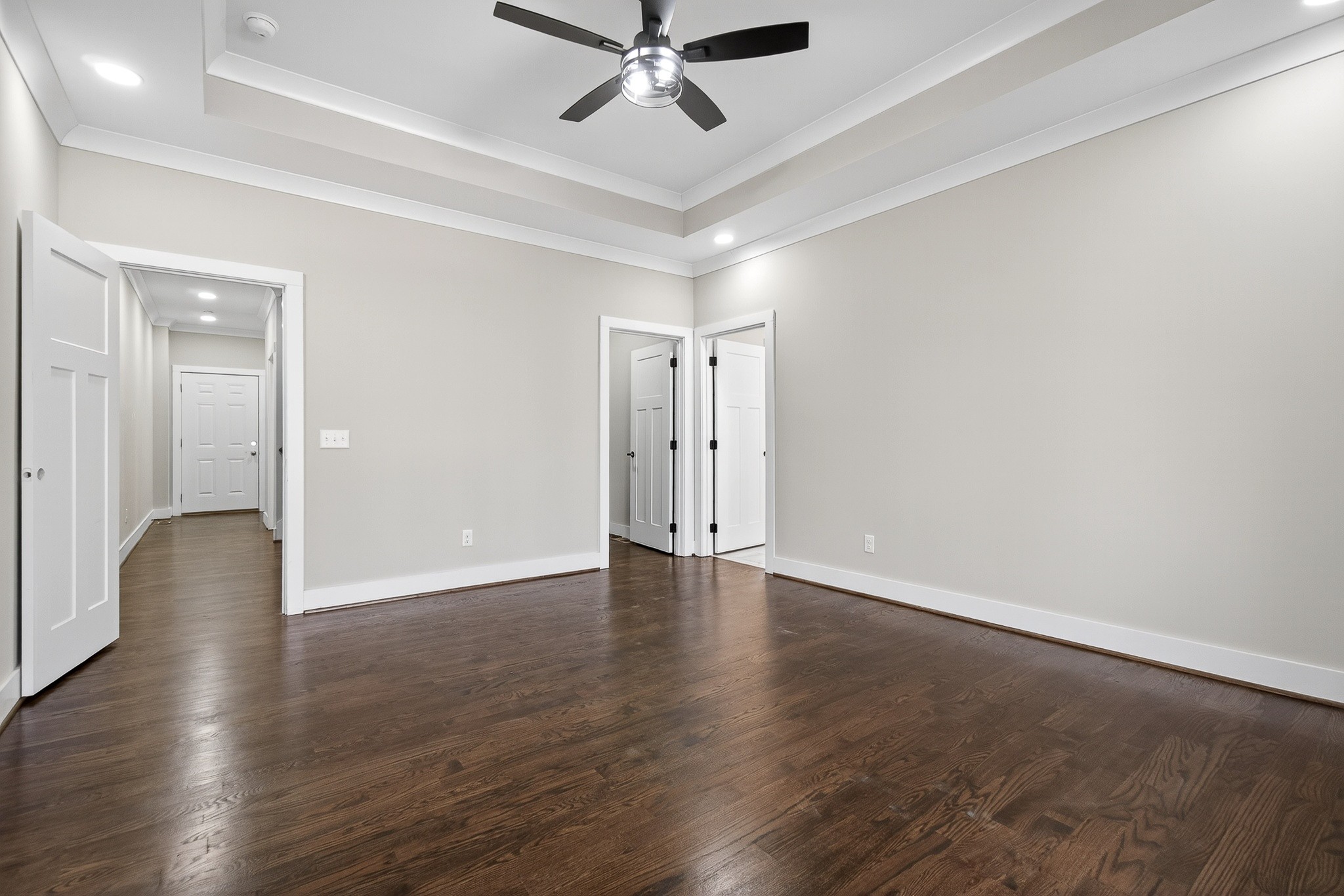 2 Browder Point Monterey, TN 38574 - Photo 22 of 51 a view of an empty room with wooden floor and a ceiling fan
