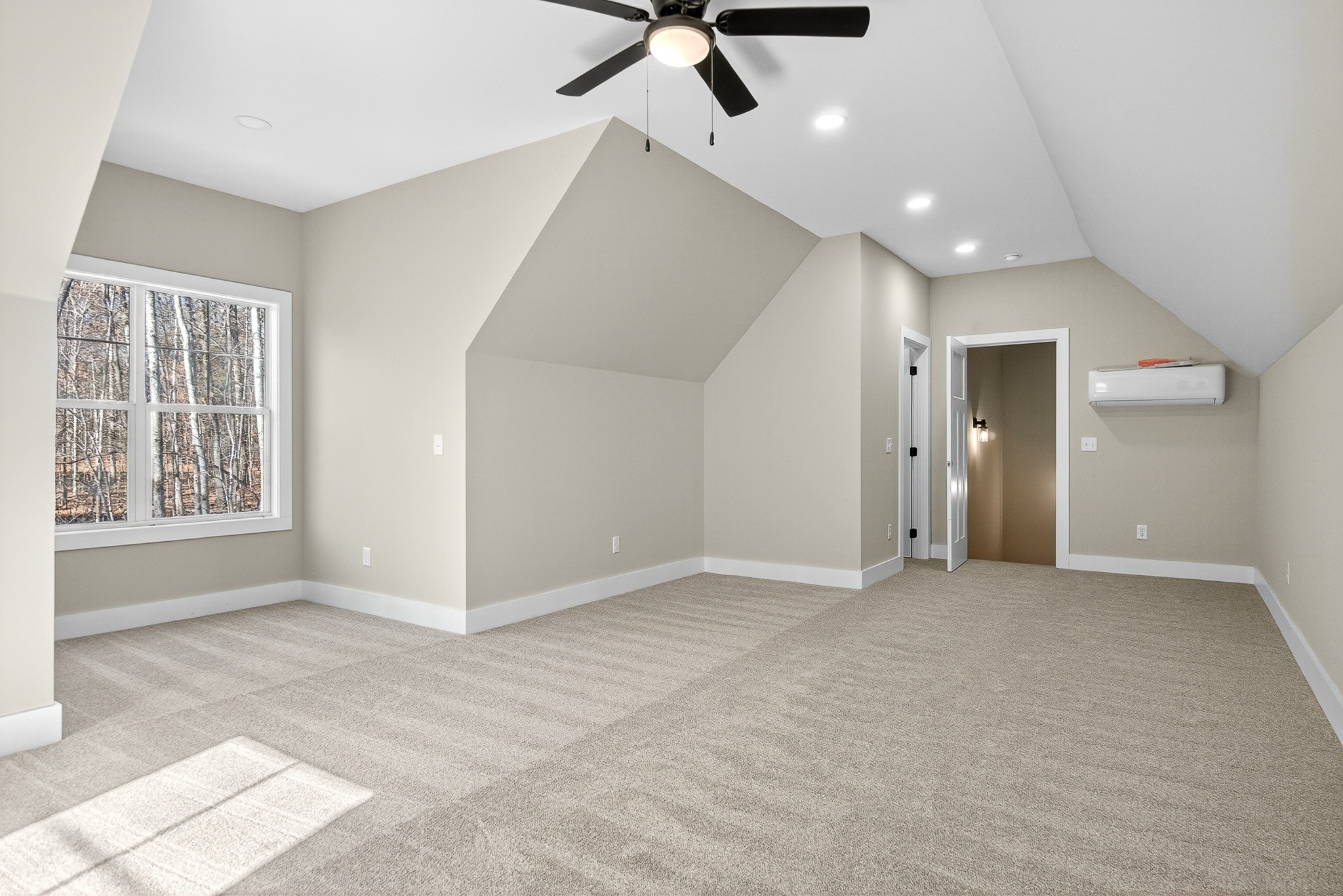 2 Browder Point Monterey, TN 38574 - Photo 41 of 51 an empty room with fan and windows