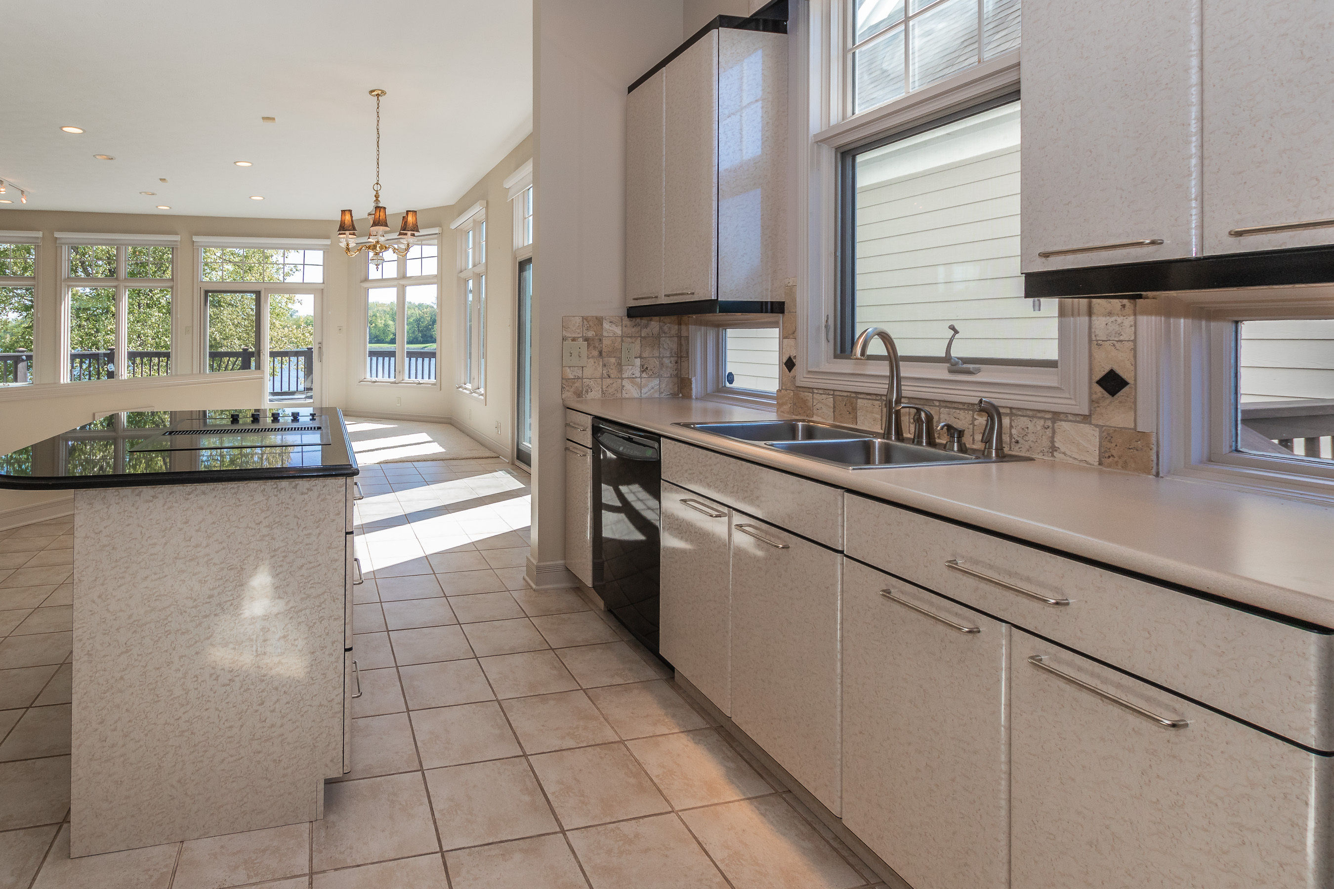 11089 Peppermill Lane Fishers, IN 46037 - Photo 12 of 34