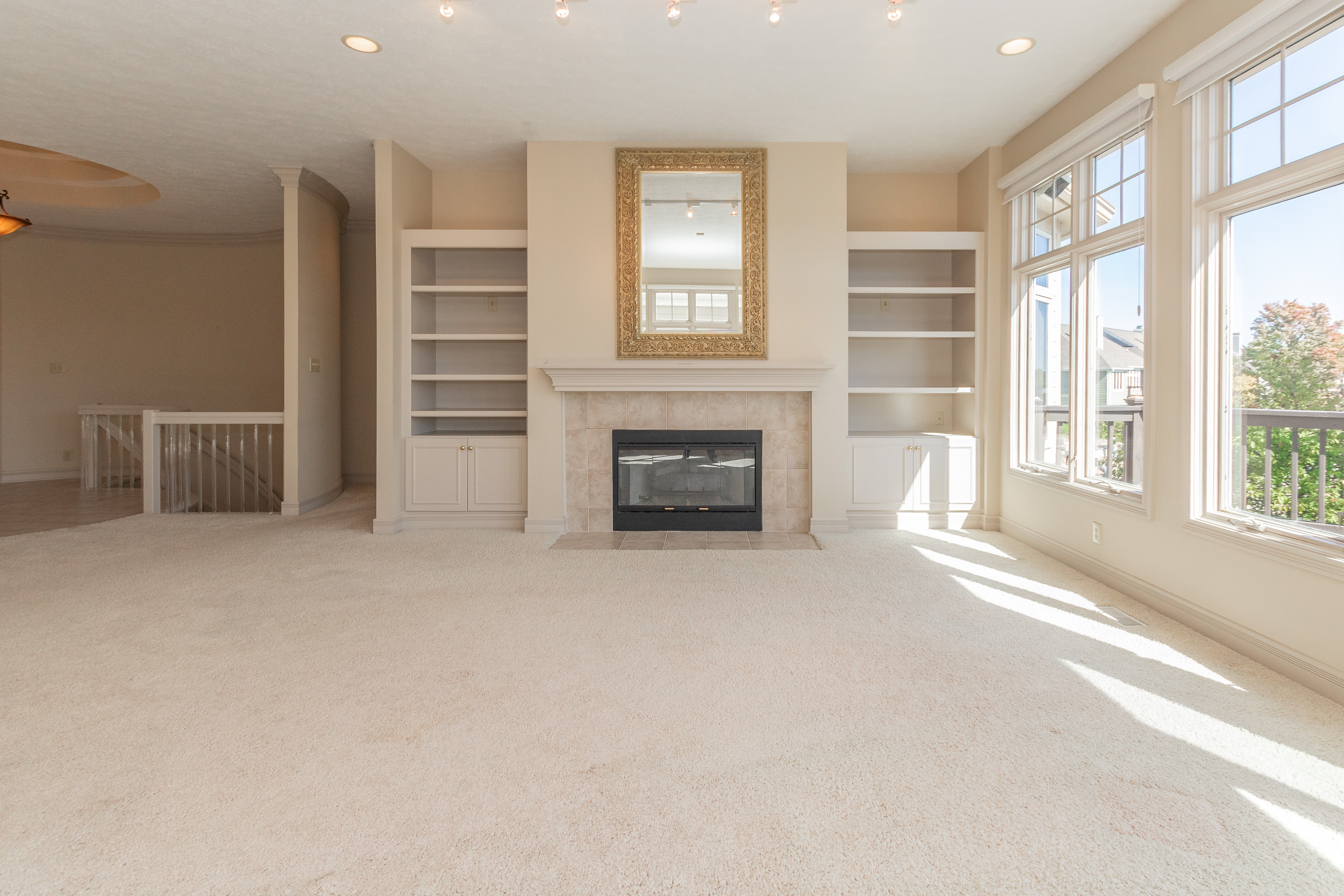 11089 Peppermill Lane Fishers, IN 46037 - Photo 8 of 34