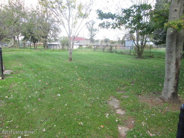 101 Helson Road Simpsonville, KY 40067 - Photo 21 of 22 Back Yard