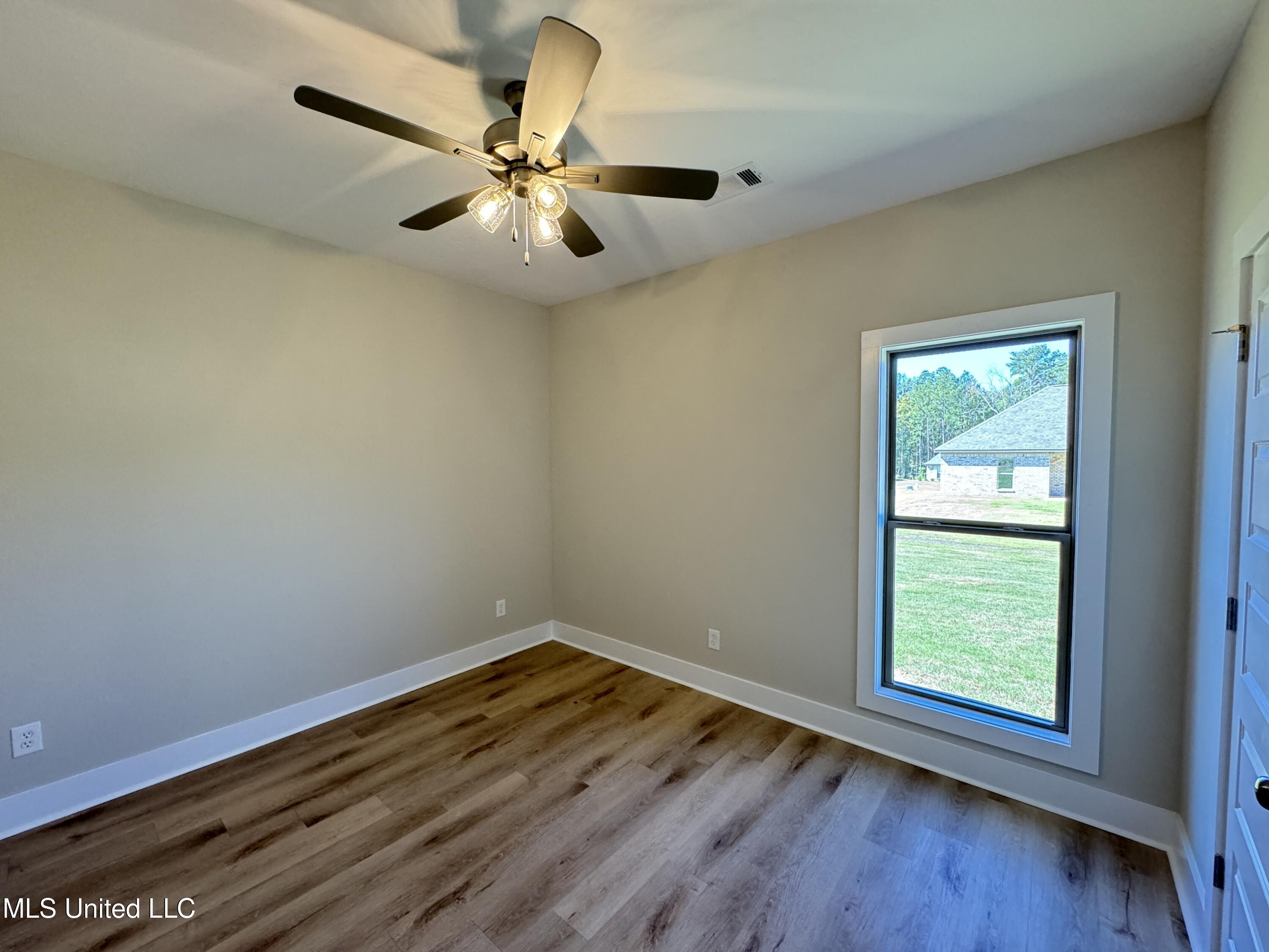 752 Magnolia Point Circle Pearl, MS 39208 - Photo 25 of 29 Photo Oct 16 2024, 11 46 05 AM