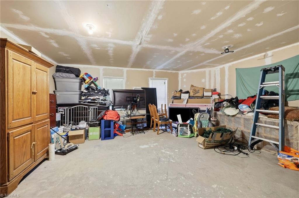 6951 Rangecrest Road Belews Creek, NC 27009 - Photo 21 of 36