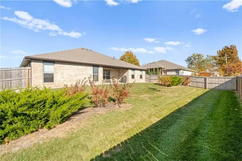 $535,000 | 23939 West 82nd Street, Lenexa, KS 66227