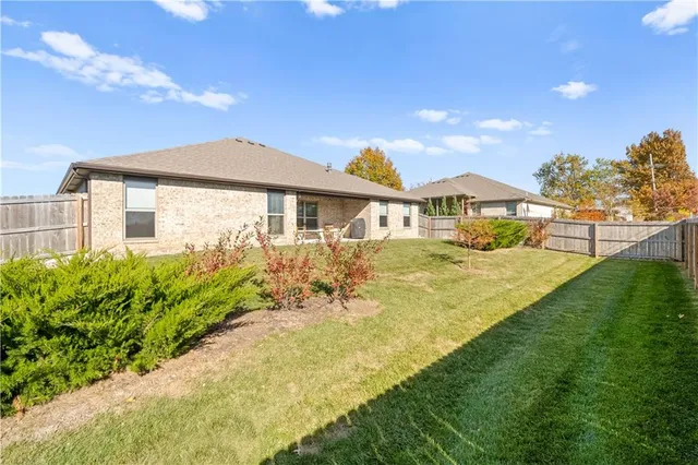 $535,000 | 23939 West 82nd Street, Lenexa, KS 66227