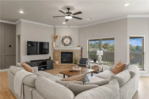 $535,000 | 23939 West 82nd Street, Lenexa, KS 66227