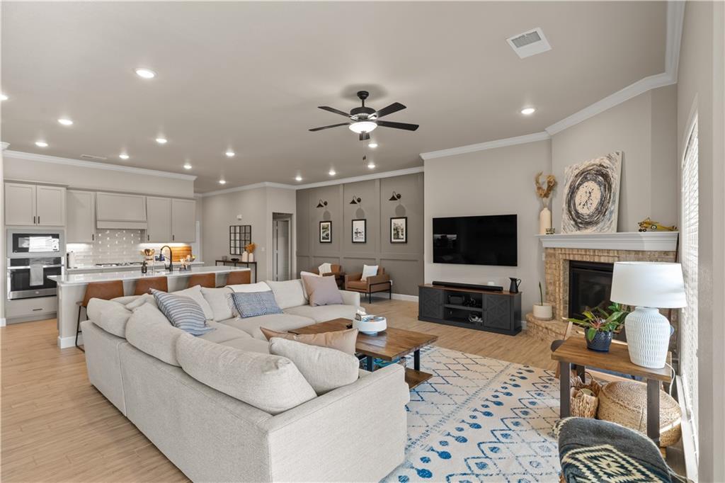 23939 West 82nd Street Lenexa, KS 66227 - Photo 9 of 30