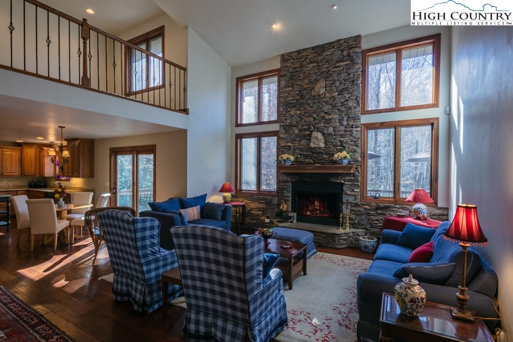535 Pinnacle Ridge Road Beech Mountain, NC 28604 - Photo 4 of 31