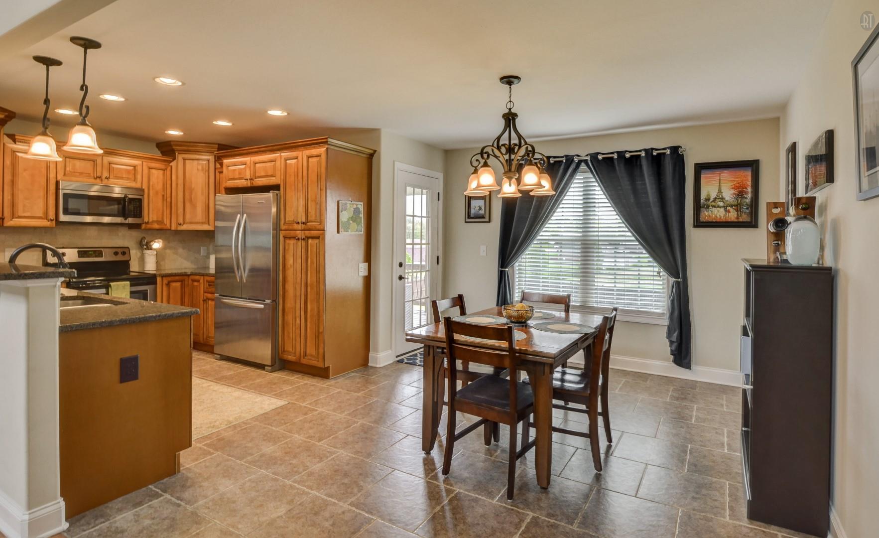 806 Carousel Court Clarksville, TN 37043 - Photo 7 of 26