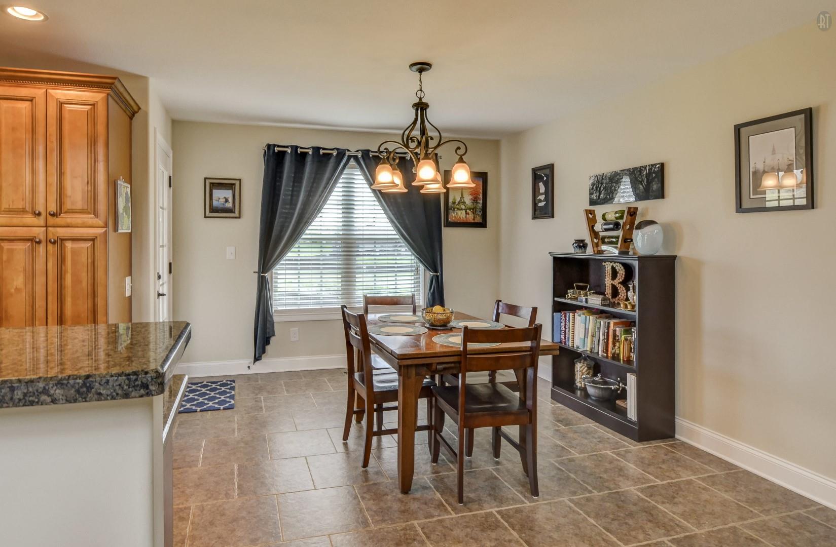 806 Carousel Court Clarksville, TN 37043 - Photo 9 of 26