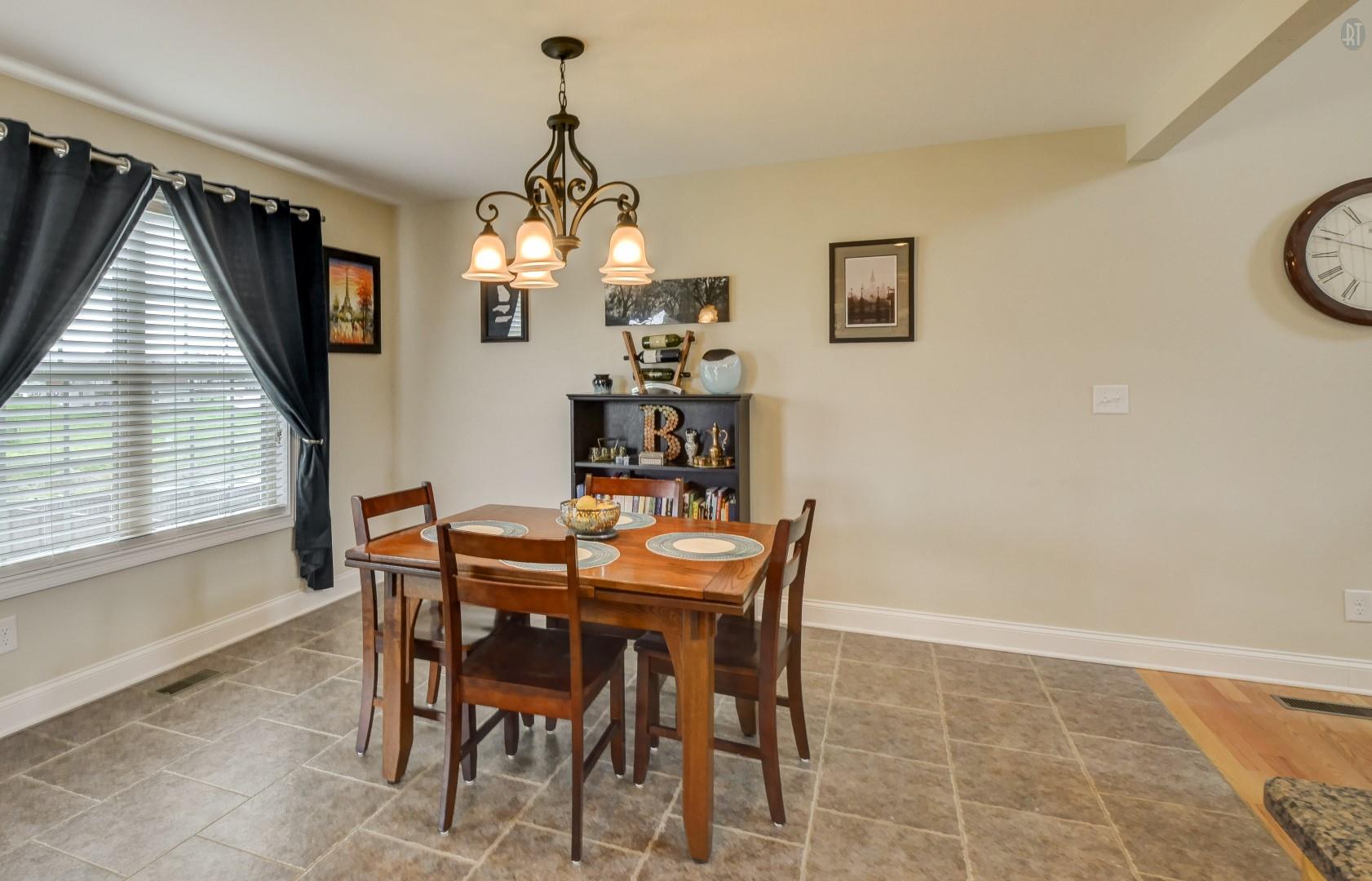 806 Carousel Court Clarksville, TN 37043 - Photo 10 of 26