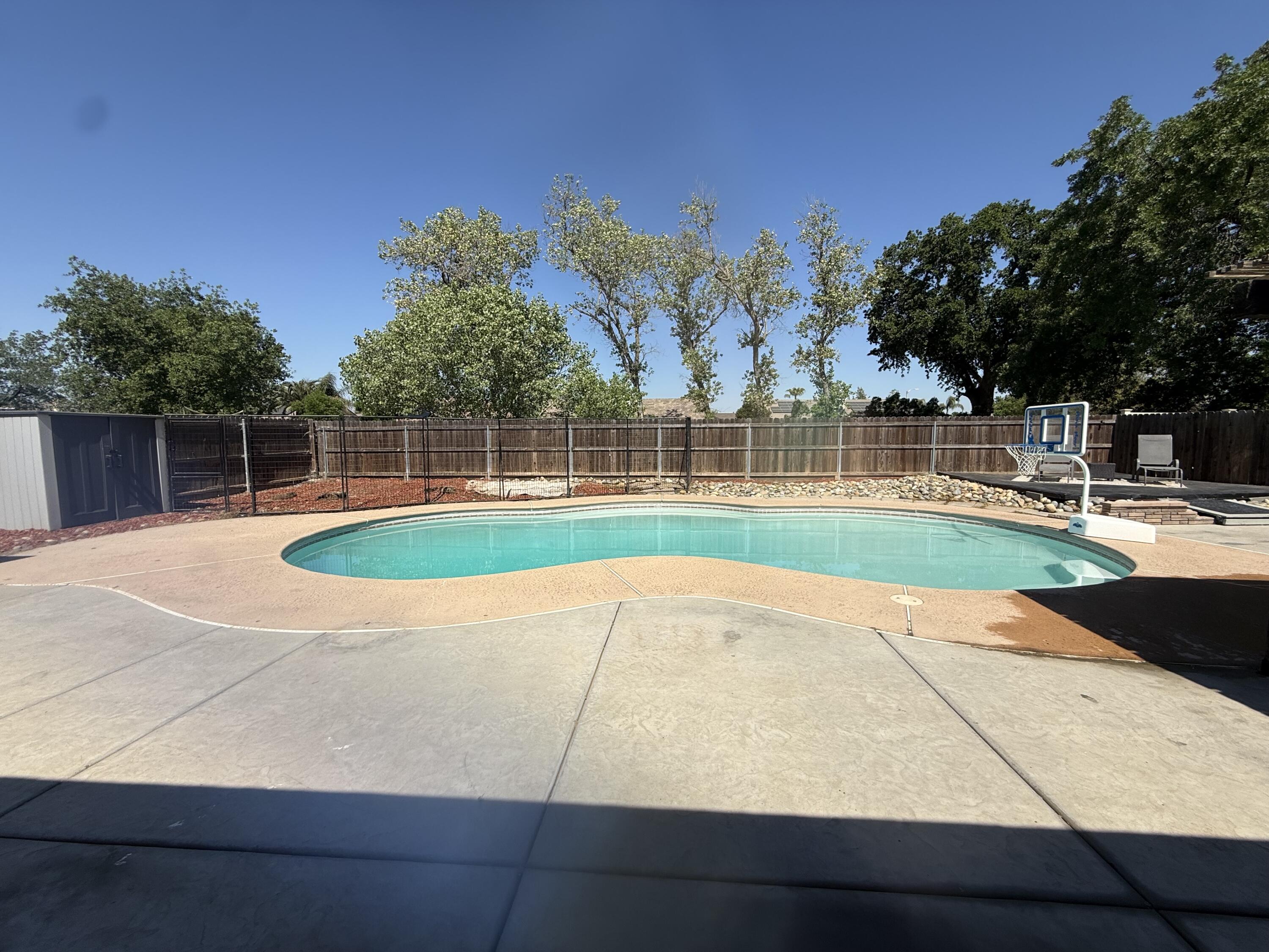 1074 Raymond Road Hanford, CA 93230 - Photo 28 of 33 IMG_1224