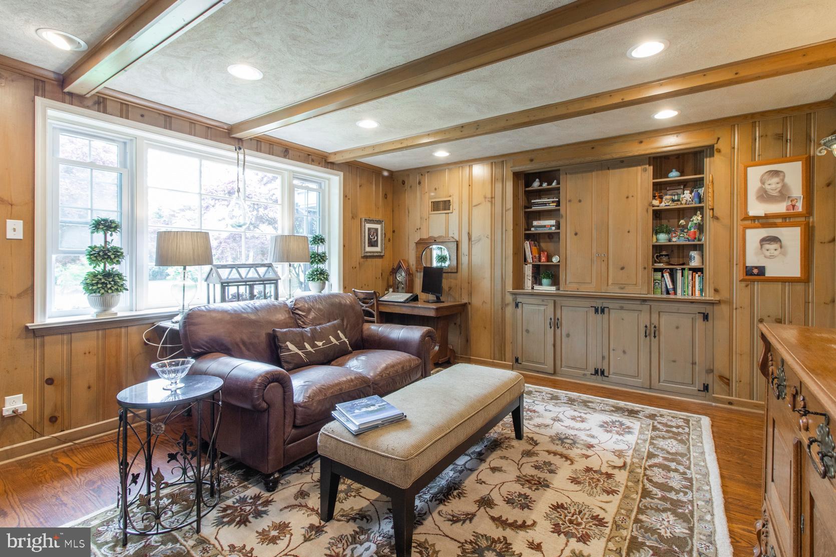 733 Mustin Lane Villanova, PA 19085 - Photo 15 of 36 Den