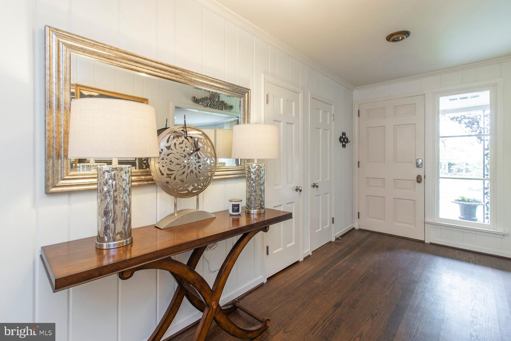 733 Mustin Lane Villanova, PA 19085 - Photo 3 of 36 Entry Hall