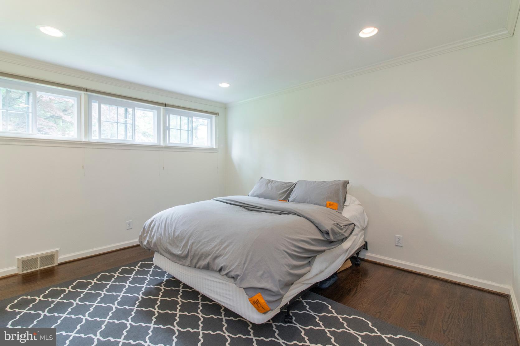 733 Mustin Lane Villanova, PA 19085 - Photo 23 of 36 Bedroom #3