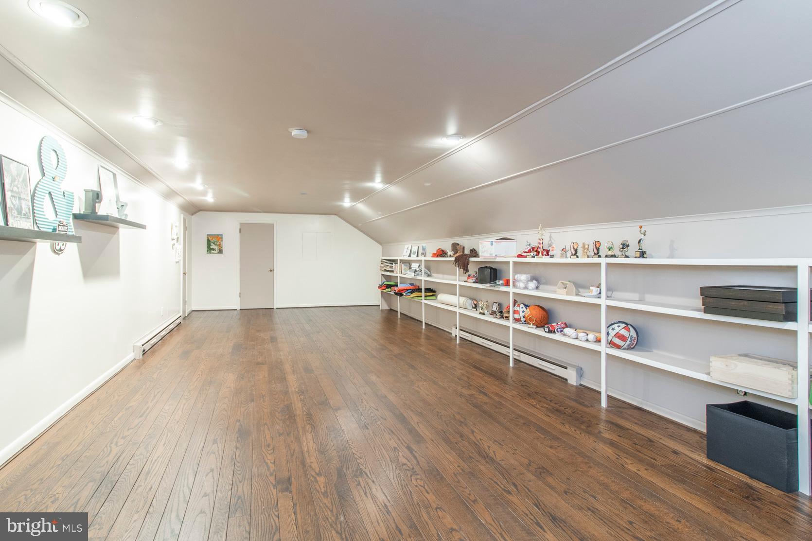 733 Mustin Lane Villanova, PA 19085 - Photo 26 of 36 2nd Floor Bonus Room