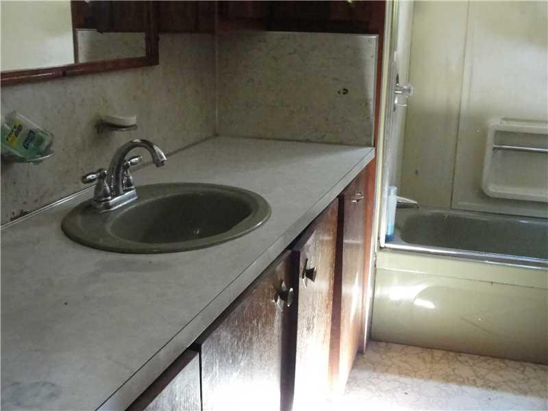 67 McChain Road Finleyville, PA 15332 - Photo 11 of 17 Full Bath.