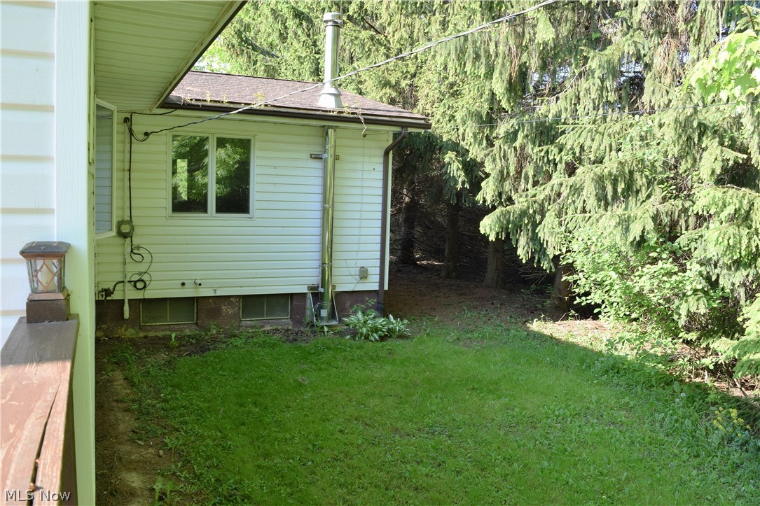 107 Roaming Rock Boulevard Rome, OH 44085 - Photo 27 of 30