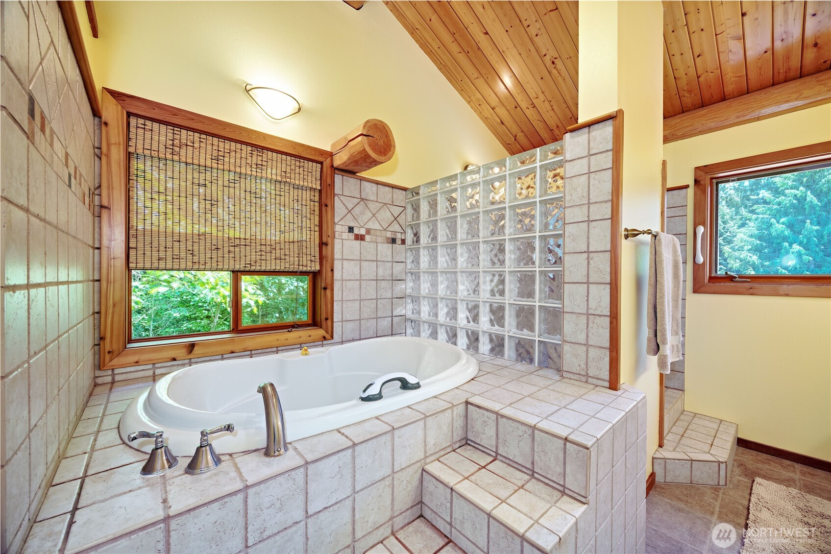 194 Protection Ridge Drive Port Townsend, WA 98368 - Photo 13 of 39 Gallery Image 13