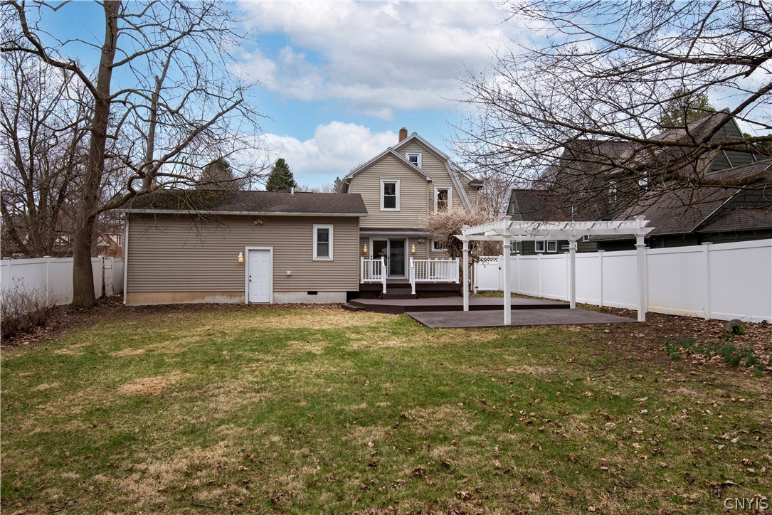 111 Charing Road DeWitt, NY 13214 - Photo 7 of 50