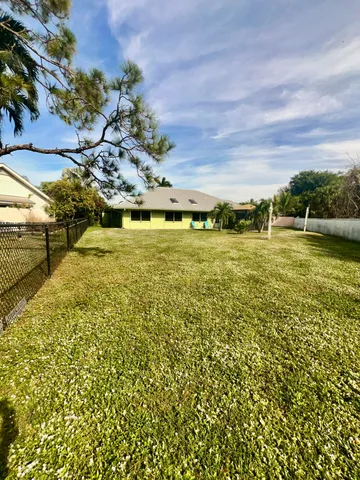 $625,000 | 10340 Southeast Jupiter Narrows Drive, Hobe Sound, FL 33455