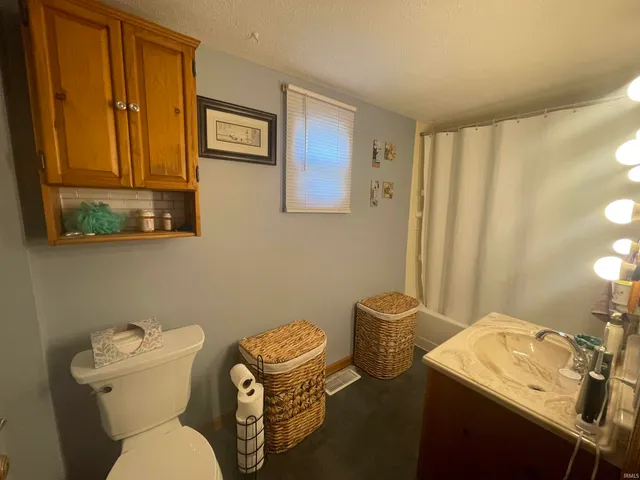 $149,900 | 1506 East Jefferson Street, Warsaw, IN 46580