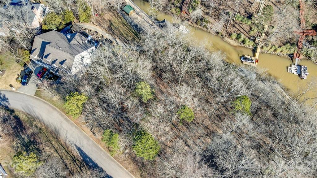 7123 Topsail Circle Tega Cay, SC 29708 - Photo 8 of 10
