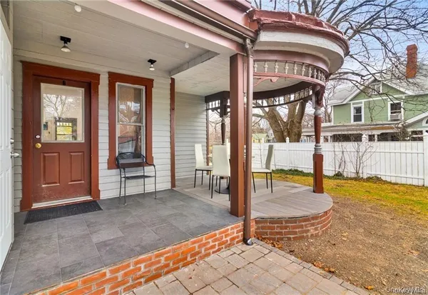 a view of a dinning room with a patio