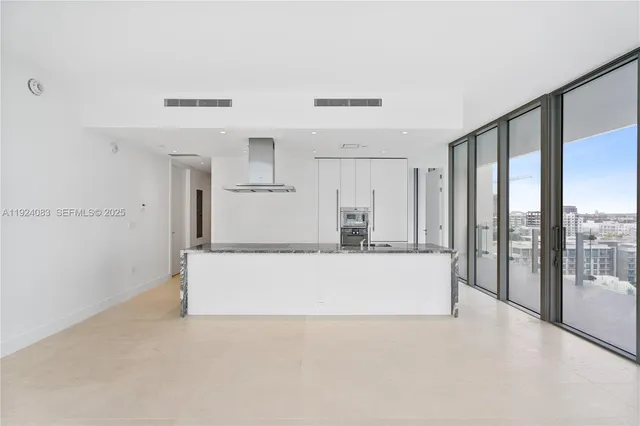 $8,500 | 700 Northeast 26th Terrace, Unit 1406, Miami, FL 33137