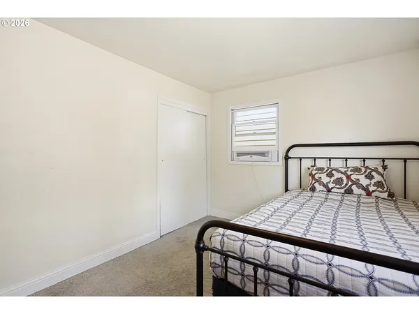 $330,000 | 1214 Walnut Street, The Dalles, OR 97058