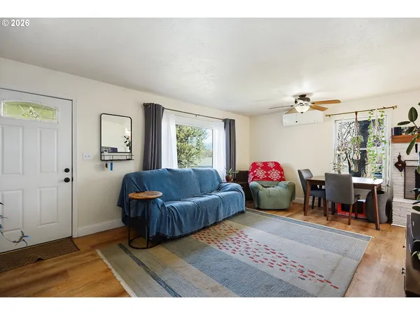 $330,000 | 1214 Walnut Street, The Dalles, OR 97058