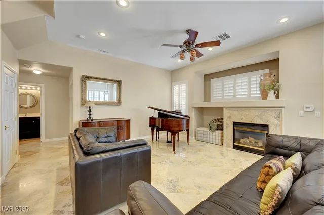 $785,000 | 815 Happy Sparrow Avenue, Henderson, NV 89052