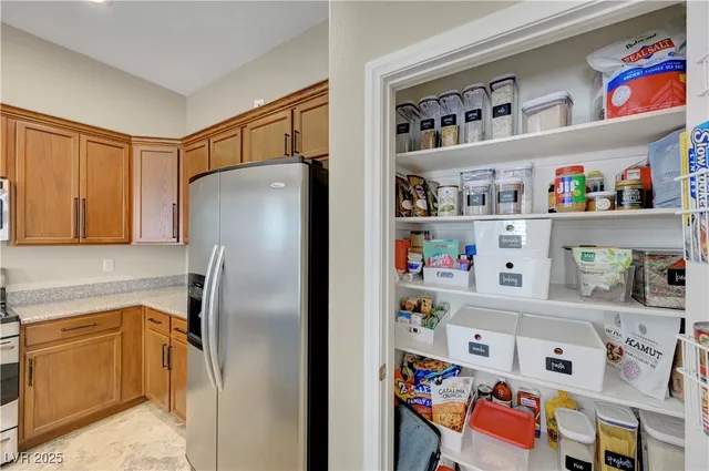 $785,000 | 815 Happy Sparrow Avenue, Henderson, NV 89052