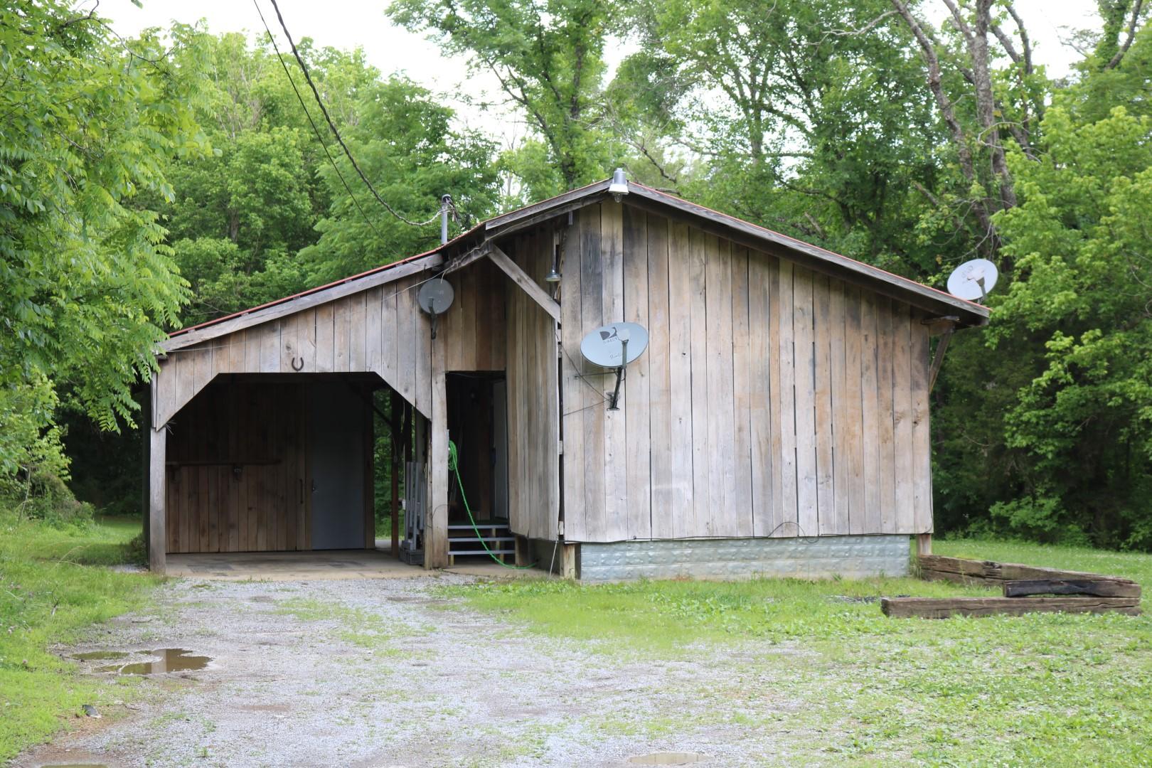 710 Tunnell Road Greeneville, TN 37743 - Photo 1 of 21 IMG_2658