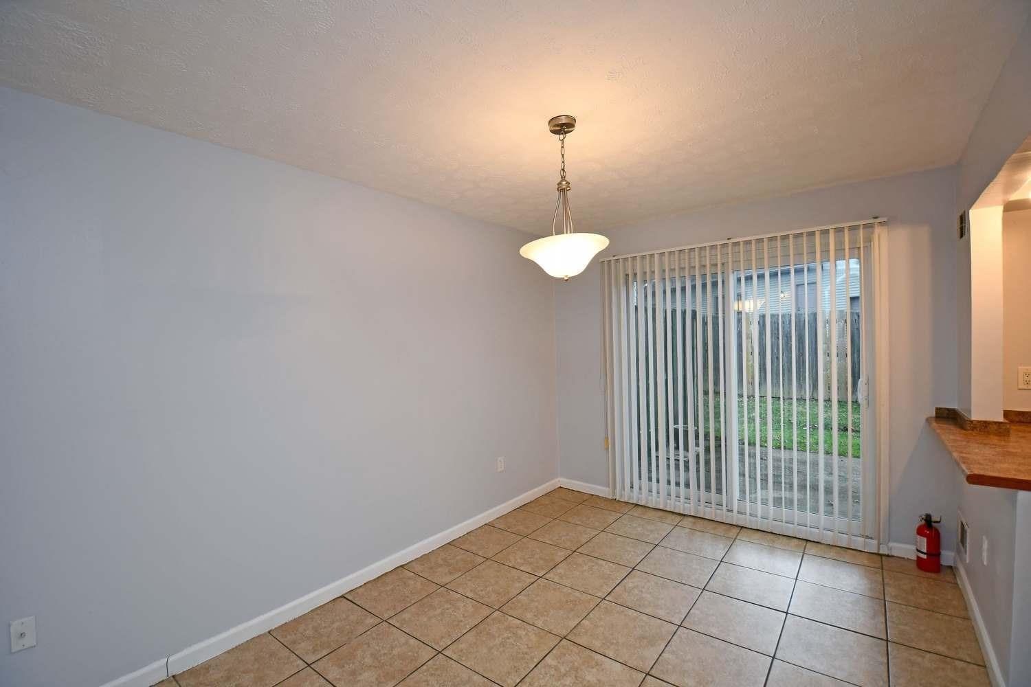 7752 Montgomery Road, Unit 74 Cincinnati, OH 45236 - Photo 7 of 28