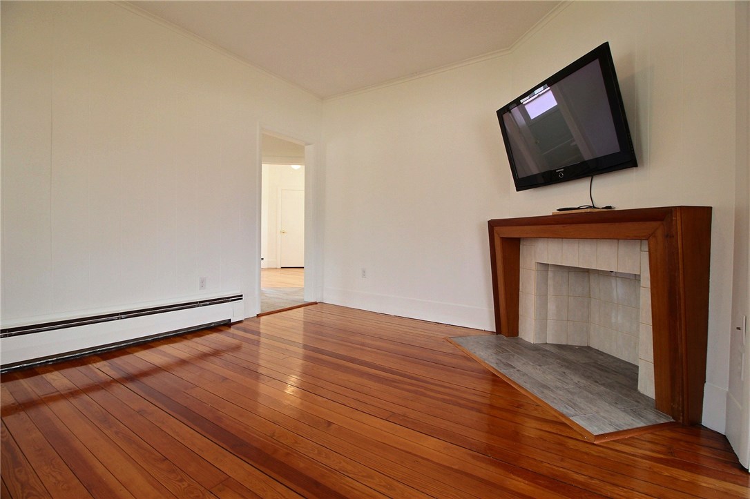 414 Bradford Road Westerly, RI 02808 - Photo 9 of 18 Gallery Image 9