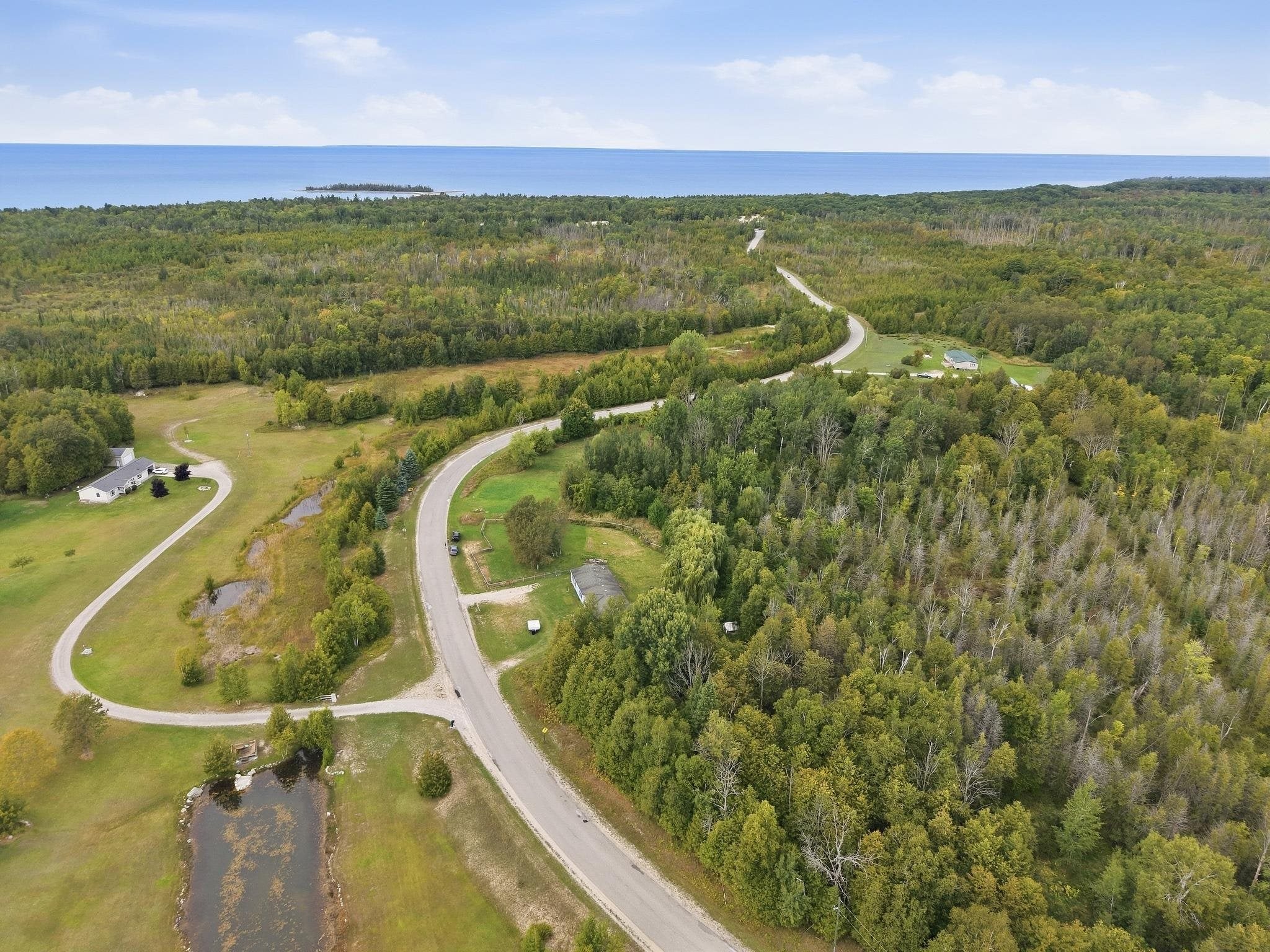 4358 Witmere Road Charlevoix, MI 49720 - Photo 39 of 46 Gallery Image 39