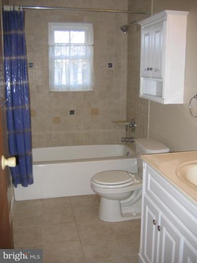 913 Emory Church Road Upperco, MD 21155 - Photo 2 of 30 Newly updated, lovely custom tile and cabinets.