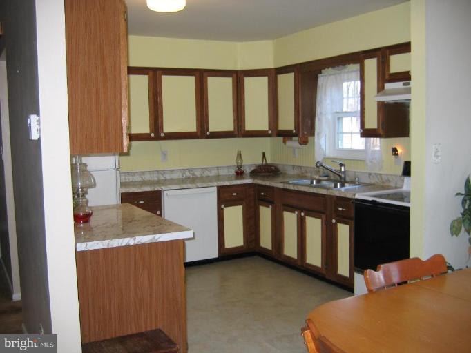 913 Emory Church Road Upperco, MD 21155 - Photo 17 of 30 Kitchen has 3 walls of cabinets