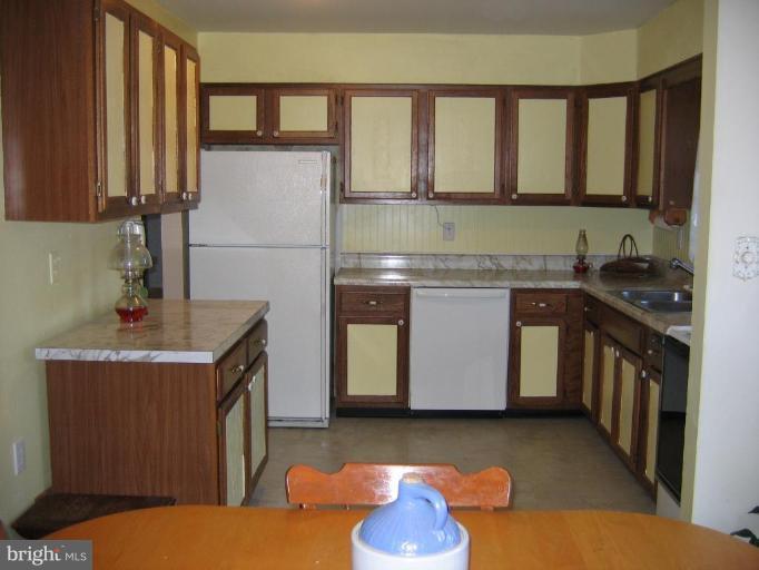 913 Emory Church Road Upperco, MD 21155 - Photo 18 of 30 Dining Room off kitchen