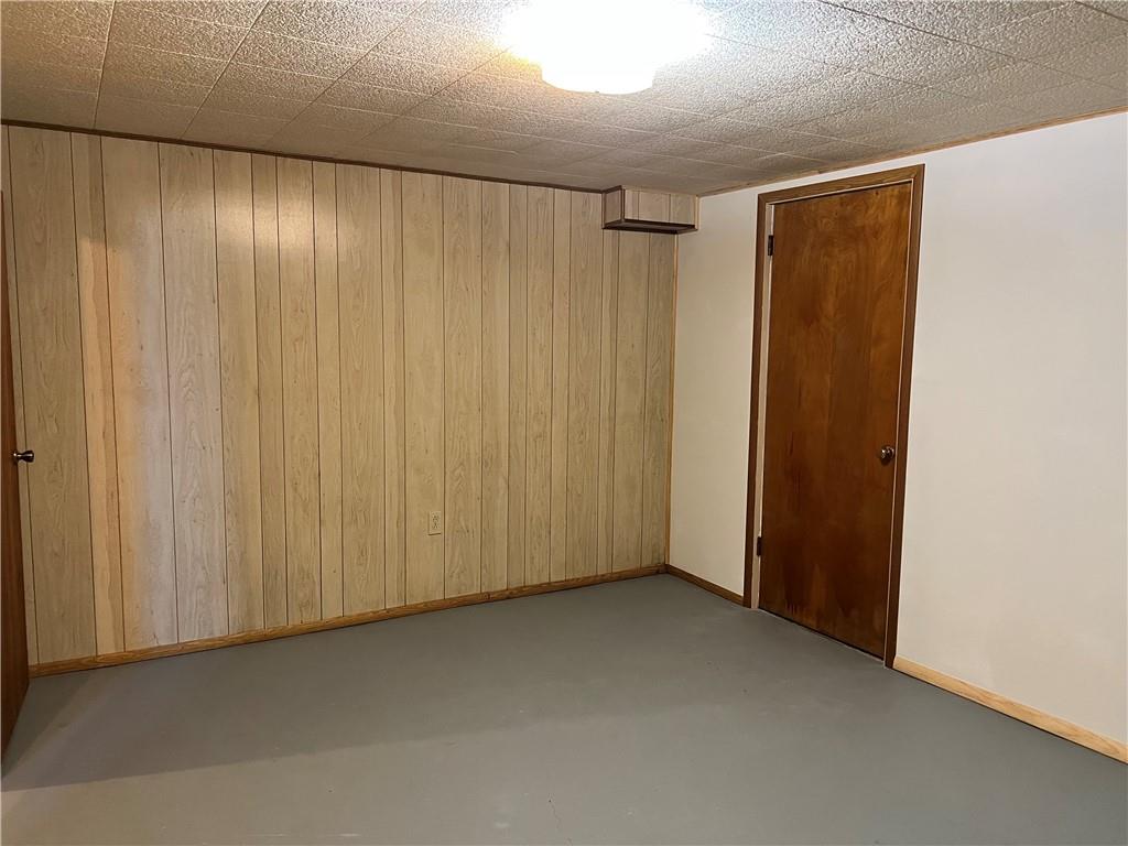 880 Pizza Barn Road Blairsville, PA 15717 - Photo 42 of 44 a view of an empty room