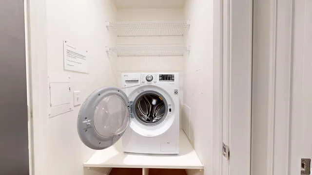 $1,695 | 2109 Blaisdell Avenue, Unit 302, Minneapolis, MN 55404